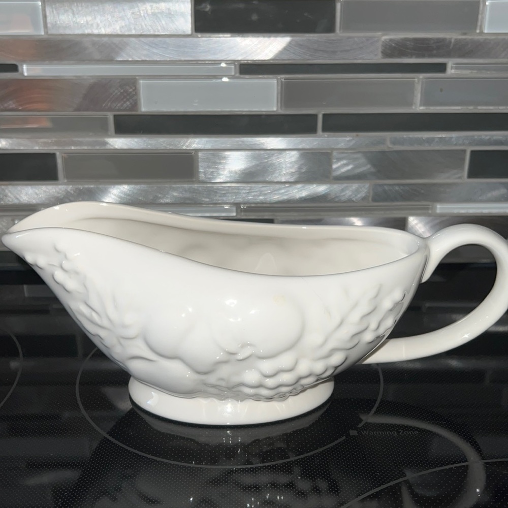 Essential Home Ceramic Gravy Boat